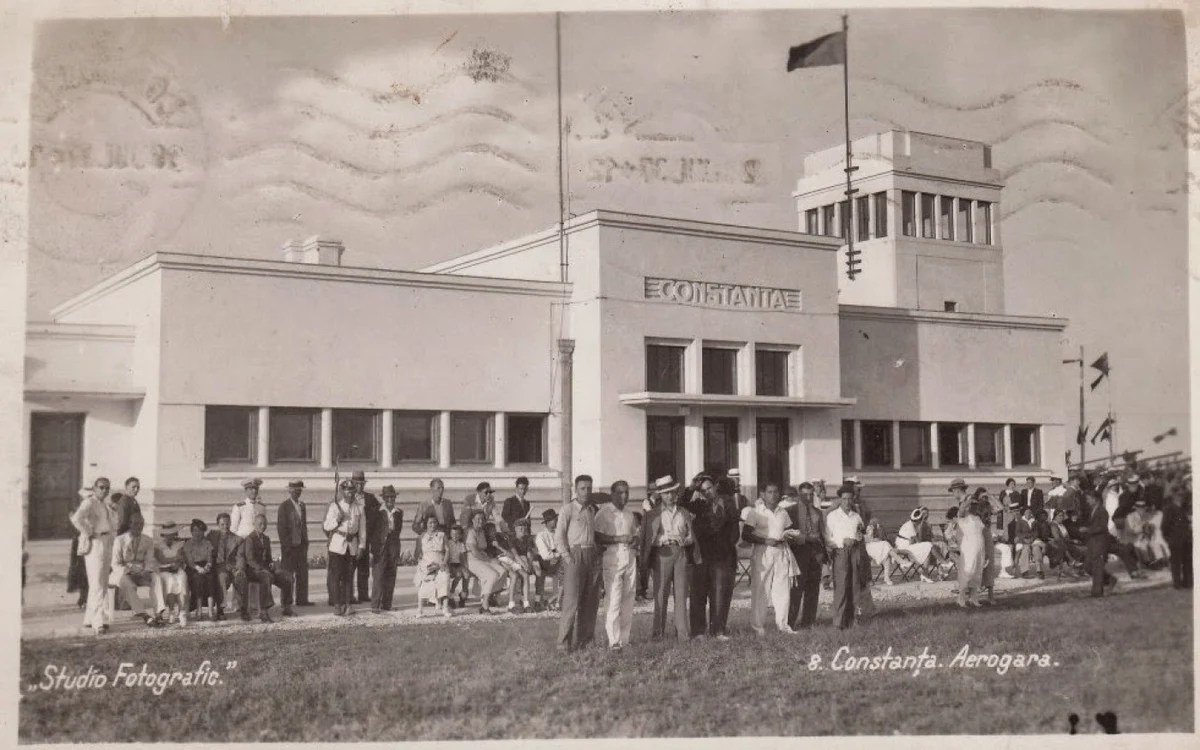 Primul aeroport al Constanţei Colecţie arh. Radu Cornescu