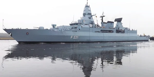 Fregata Hessen a Marinei Germane FOTO Wikipedia jpg