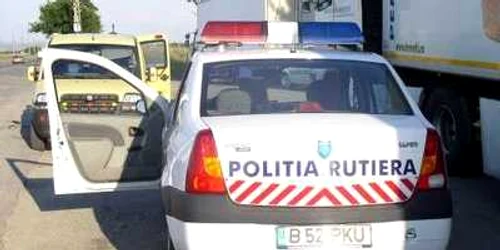 Poliţiştii efectuează cercetări