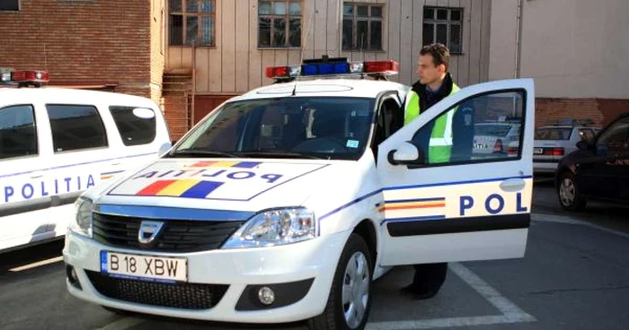 Oamenii legii l-au condus pe şofer la spital Foto:arhivă