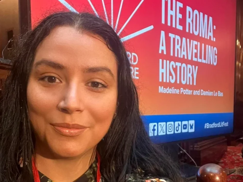 Cine este Madeline Potter, tânăra dintr-o familie de romi căldărari care predă la Universitatea din Edinburgh