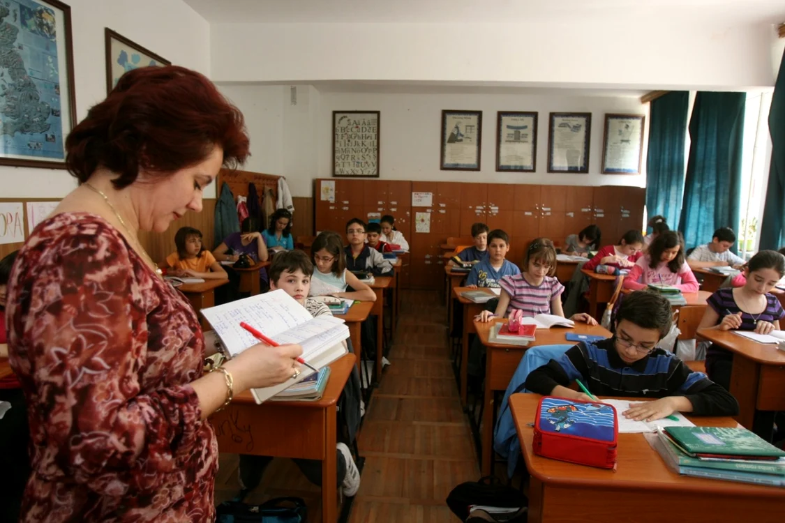 Ministerul Educaţiei a lansat o consultare publică cu privire
tipărirea manualelor din învăţământul primar şi gimnazial. FOTO: Arhiva „Adevărul“