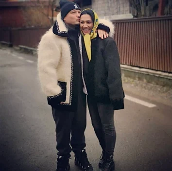 Puya și Melinda au două case la Fundulea Sursa Instagram