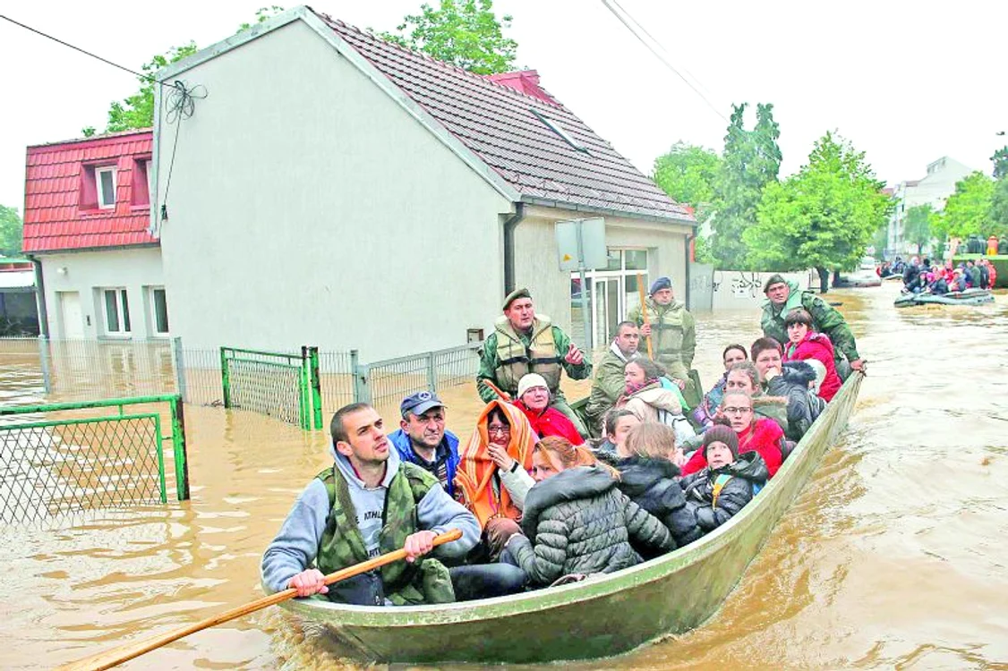 Fluviul e la cote uriaşe, dublu decât ar fi normal
