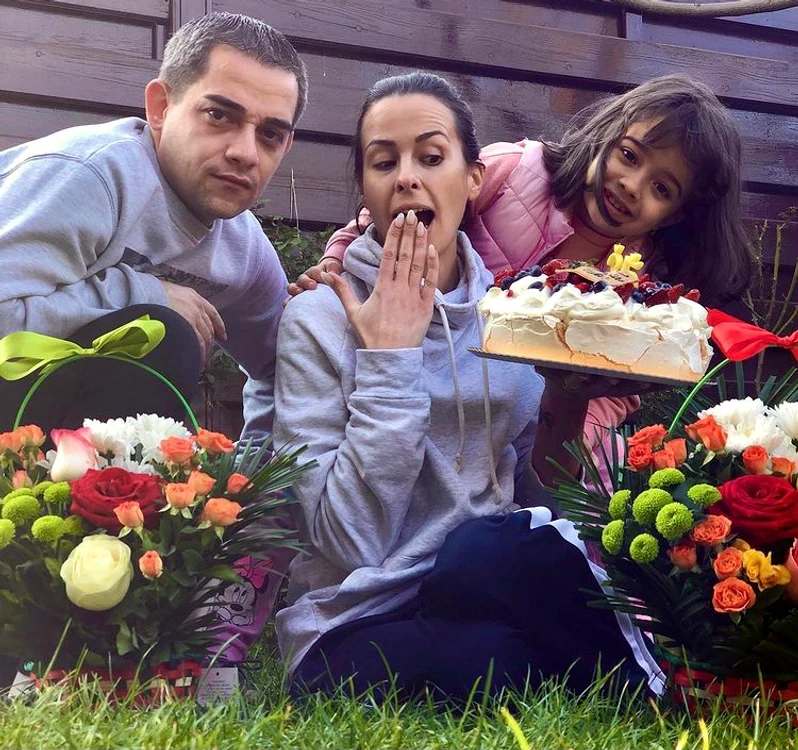 Livia Graur, alături de fostul soţ, Răzvan Ștefan, şi de fiica lor, Renata / foto: arhiva personală