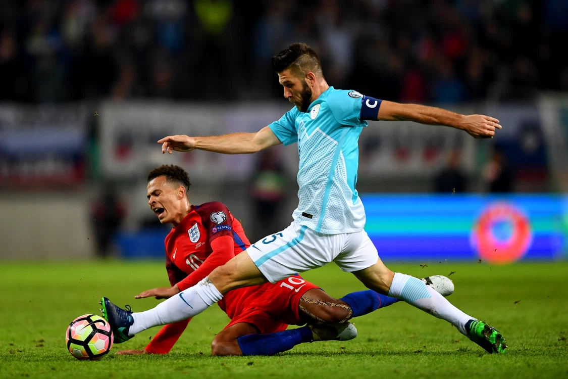 
    Slovenia şi Anglia au remizat la Ljbuljana, scor 0-0, iar britanicii au oprit la 12 seria victoriilor consecutive în preliminariiFOTO: Getty Images  