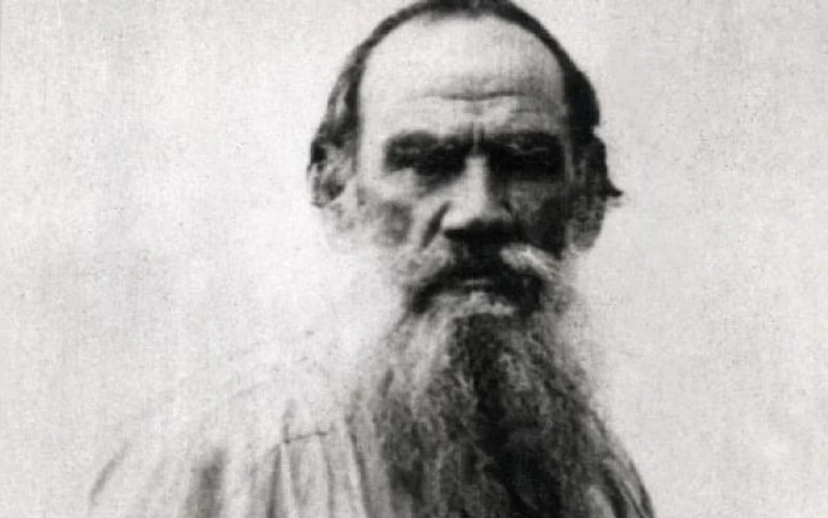 Lev Nikolaevici Tolstoi (9 septembrie 1828 - 20 noiembrie 1910)  