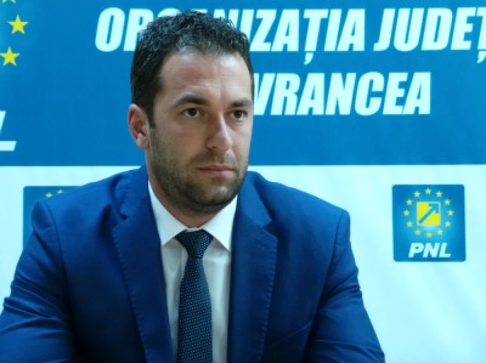 Marius Grama, noul primar PNL al comunei Jariştea
