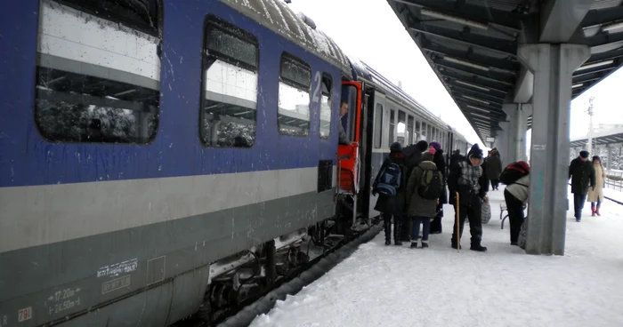 Trenurile au ajuns în Gara de Vest cu întârzieri de până la 60 de minute