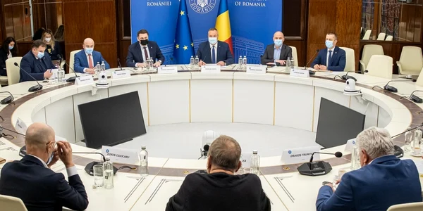 Nicolae Ciucă s-a intalnit cu reprezentantii patronatelor din industria alimentara FOTO Gov.ro