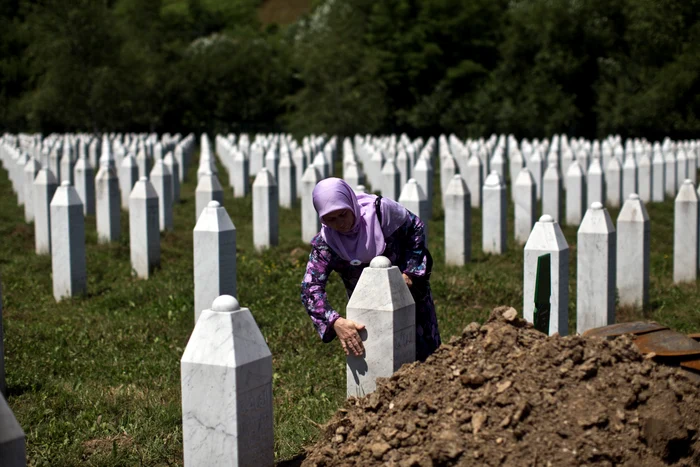 Au fost uciși 8.000 de musulmani din ordinul lui Karadzic