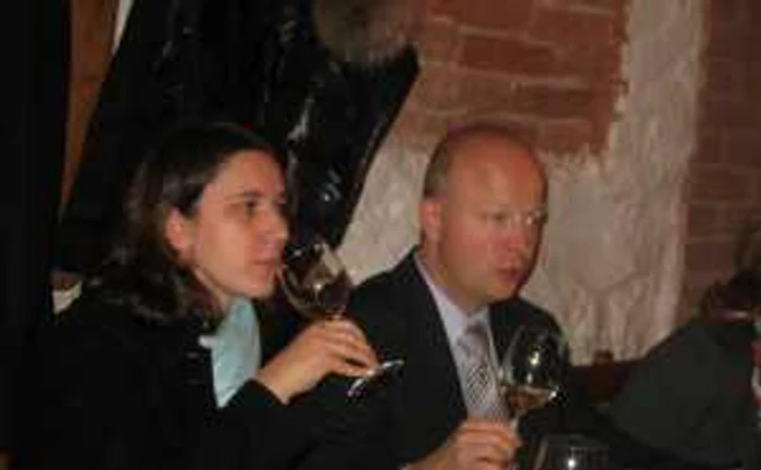 Primul vin degustat a fost unul alb sec şi anume Mustoasă de Măderat