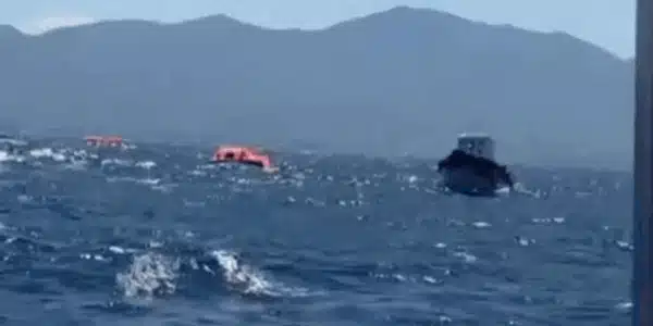 feribot scufundat in cipru gif