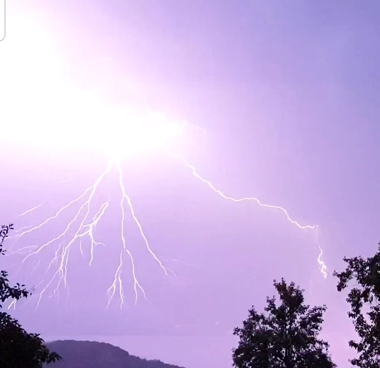 Se strică vremea. Meteorologii ANM anunță vijelii în următoarele trei zileFOTO: adevarul.ro