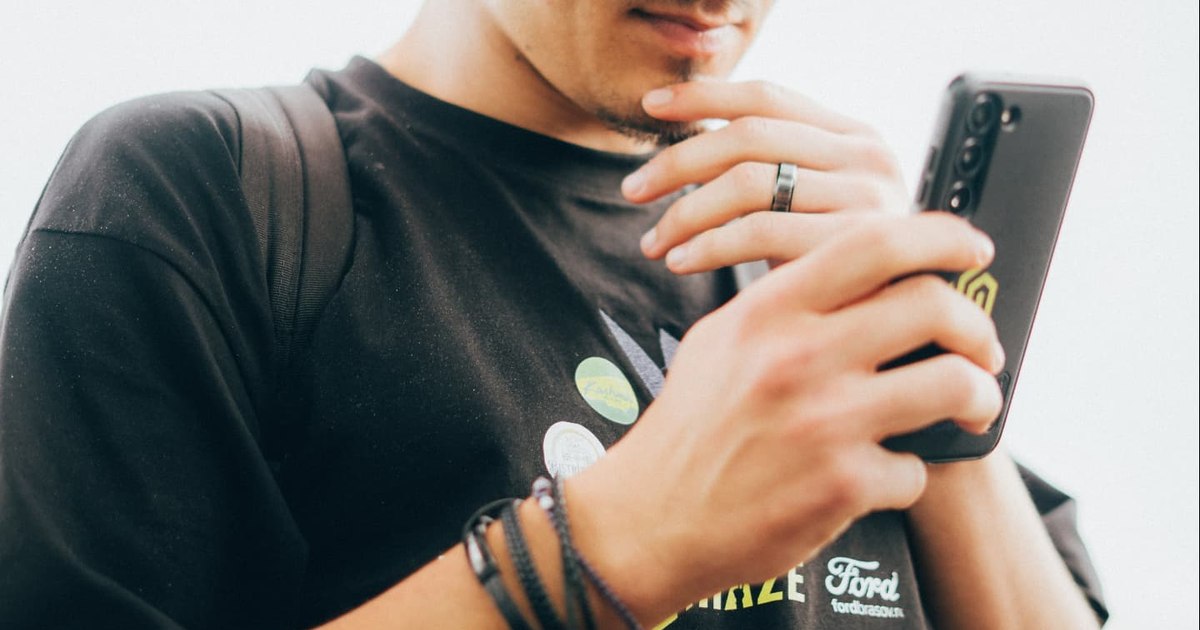 Un tânăr a mers pe jos de la Timișoara la Constanța într-un proiect nebun. Un tânăr a mers pe jos de la Timișoara la Constanța într-un proiect nebun.