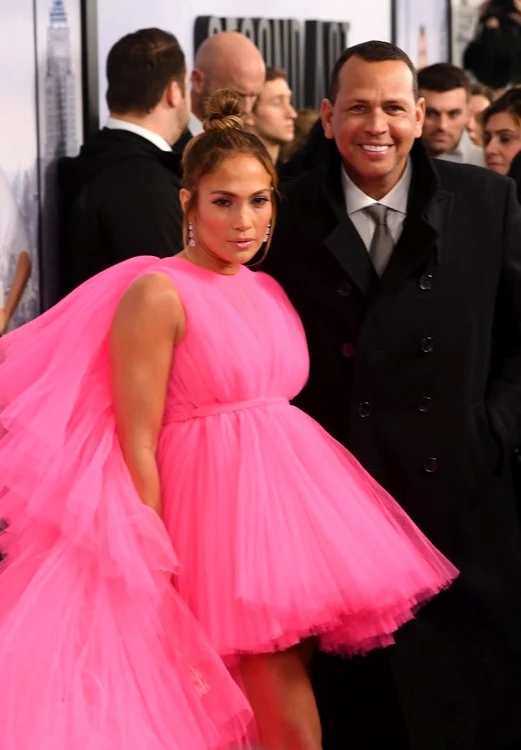 1 jennifer lopez gettyimages 1072290372 jpg jpeg