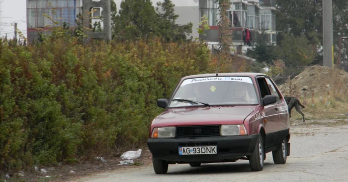 Maşina a fost asamblată în aproximativ doi ani de zile, după mai multe încercări. Foto: Raluca Nicula