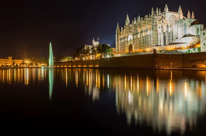 Vechea dilema sa alegem un sejur in Palma de Mallorca relaxant sau aventuros jpg