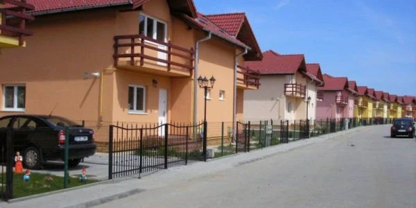 Tot mai puţine case se construiesc în Maramureş
