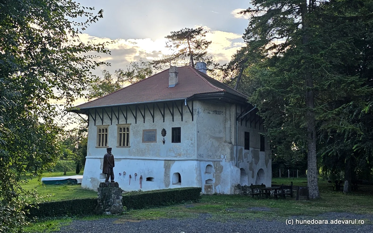 Bastionul Roșu din Ilia. Foto: Daniel Guță