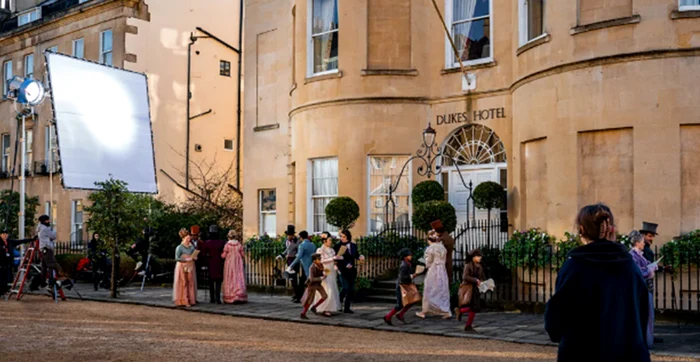 Piatra georgiană din Bath, decor pentru serialul Bridgerton. Foto: Jamie Bellinger/Bath Film Office