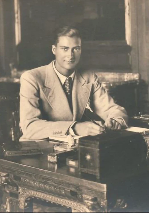 Bunicul patern, Prințul Ludovic Napoleon. FOTO: Familia Napoleon