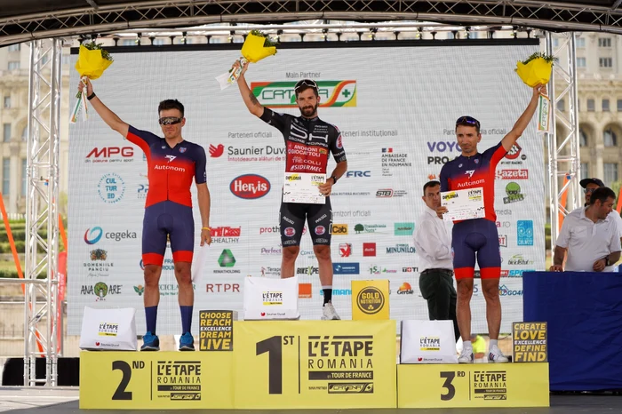 Podiumul masculin după proba de 85km. FOTO: L’Étape România by Tour de France