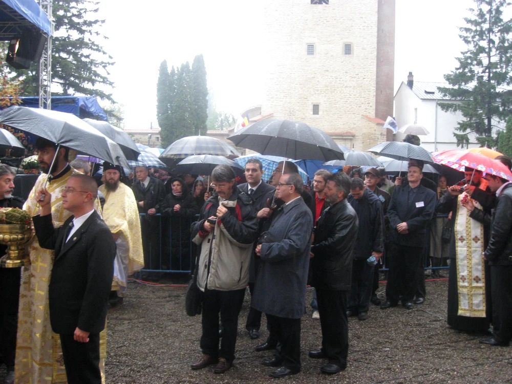 Tudor Ciuhodaru şi Dumitru Oprea la Mănăstirea Golia