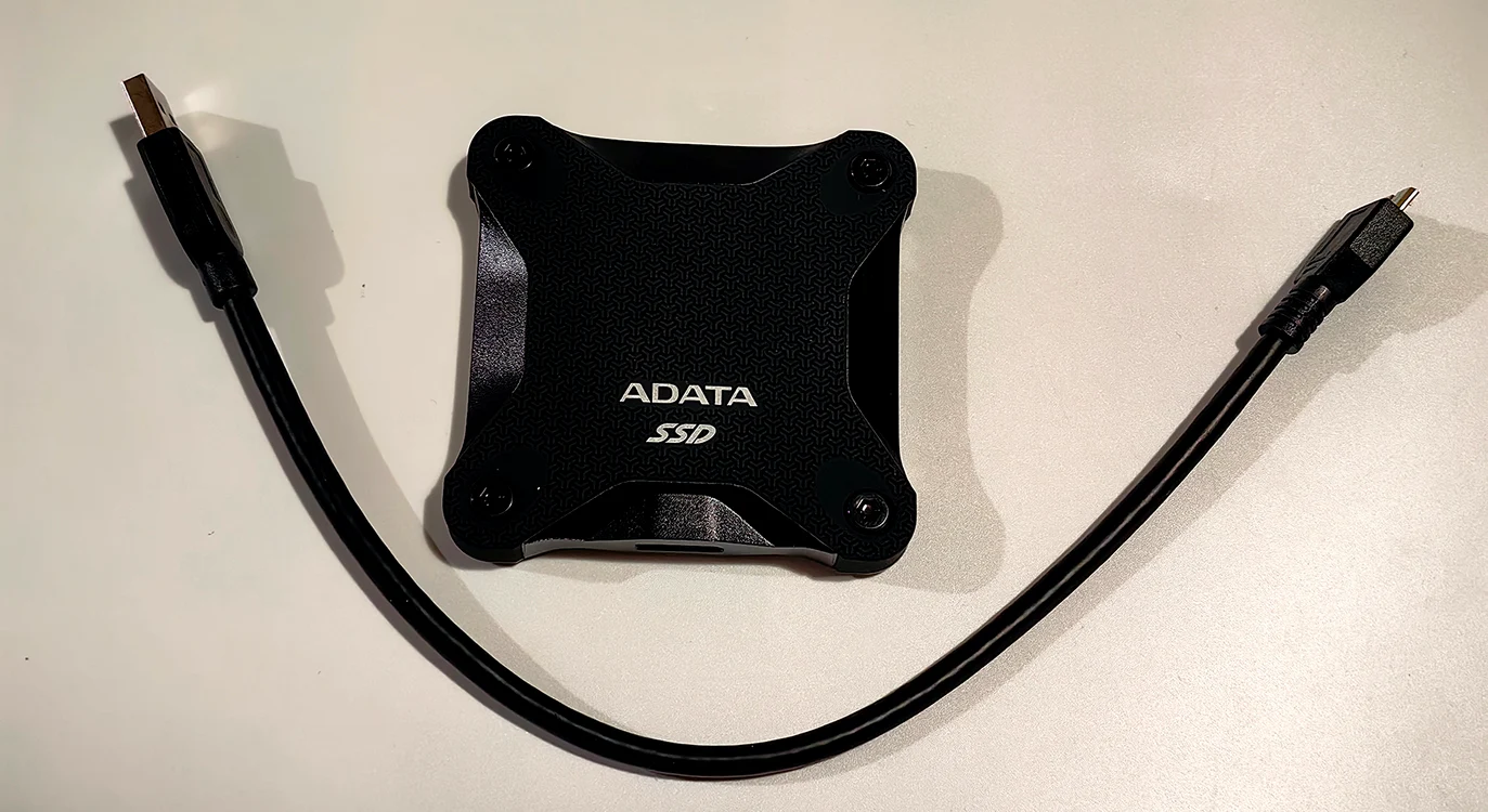 SSD extern ADATA SD620. FOTO Adrian Pogîngeanu