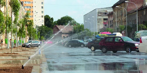 Strada care se spală singură