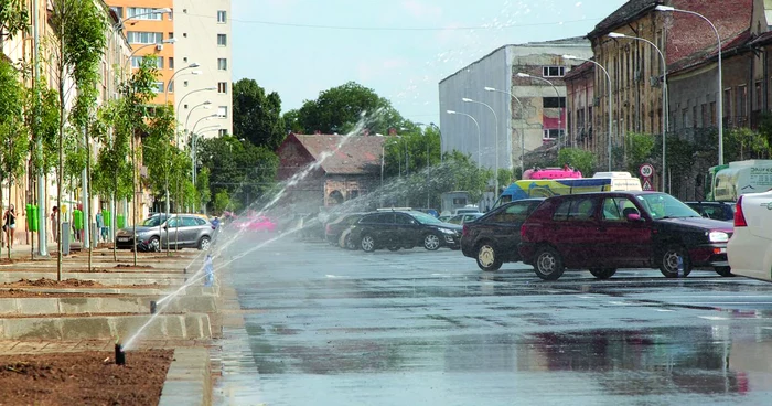 Strada care se spală singură