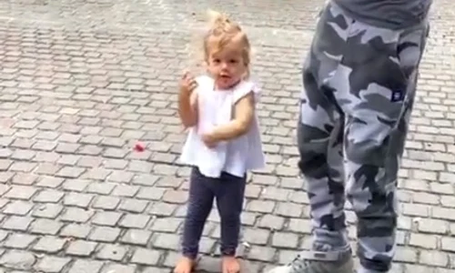 1 enrique iglesias si fetita lui lucy jpg jpeg