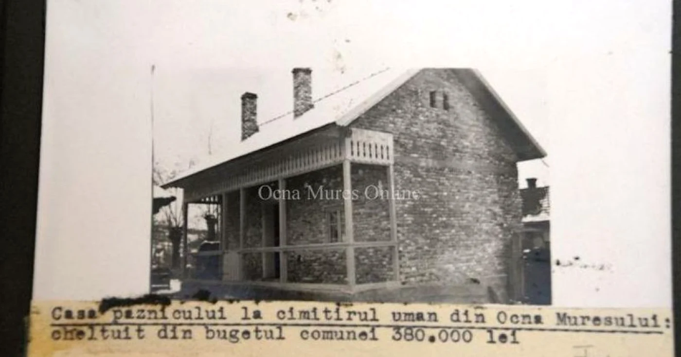 Fotografie cu explicaţii clare despre banii cheltuiţi de la buget. Foto: ocnamuresonline.ro