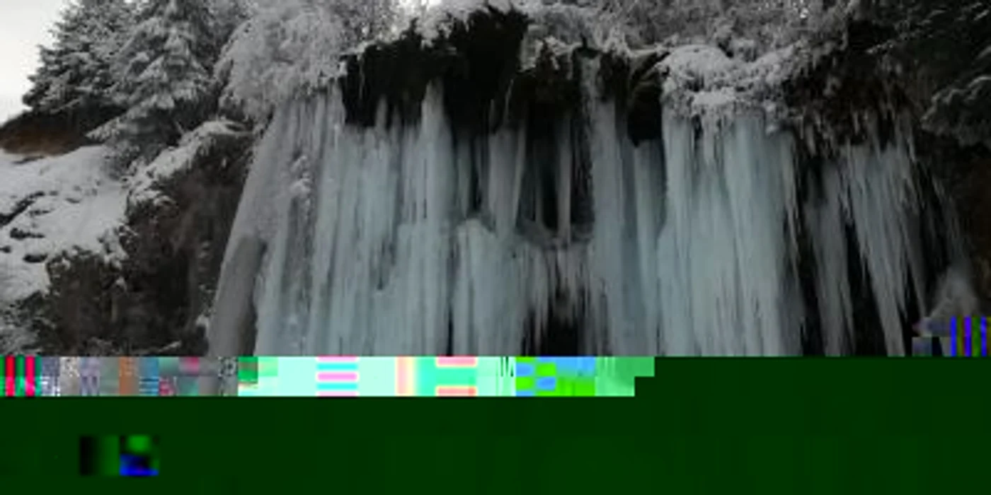 cascada inghetata apuseni