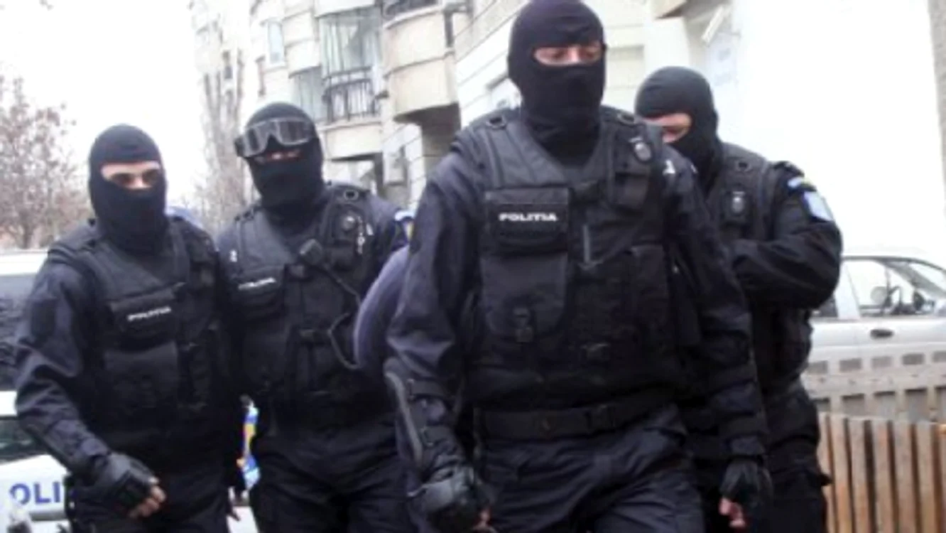 Procurorii anticorupţie au făcut percheziţie la Primăria Constanţa