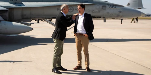 Jens Stoltenberg și Justin Trudeau FOTO Profimedia