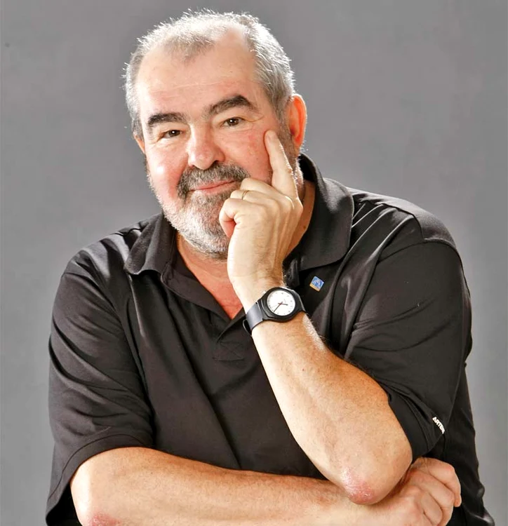 
    George Stanca  