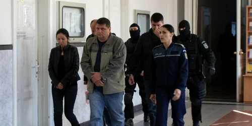 Cei patru au aşteptat mai bine de două ore pentru verdict