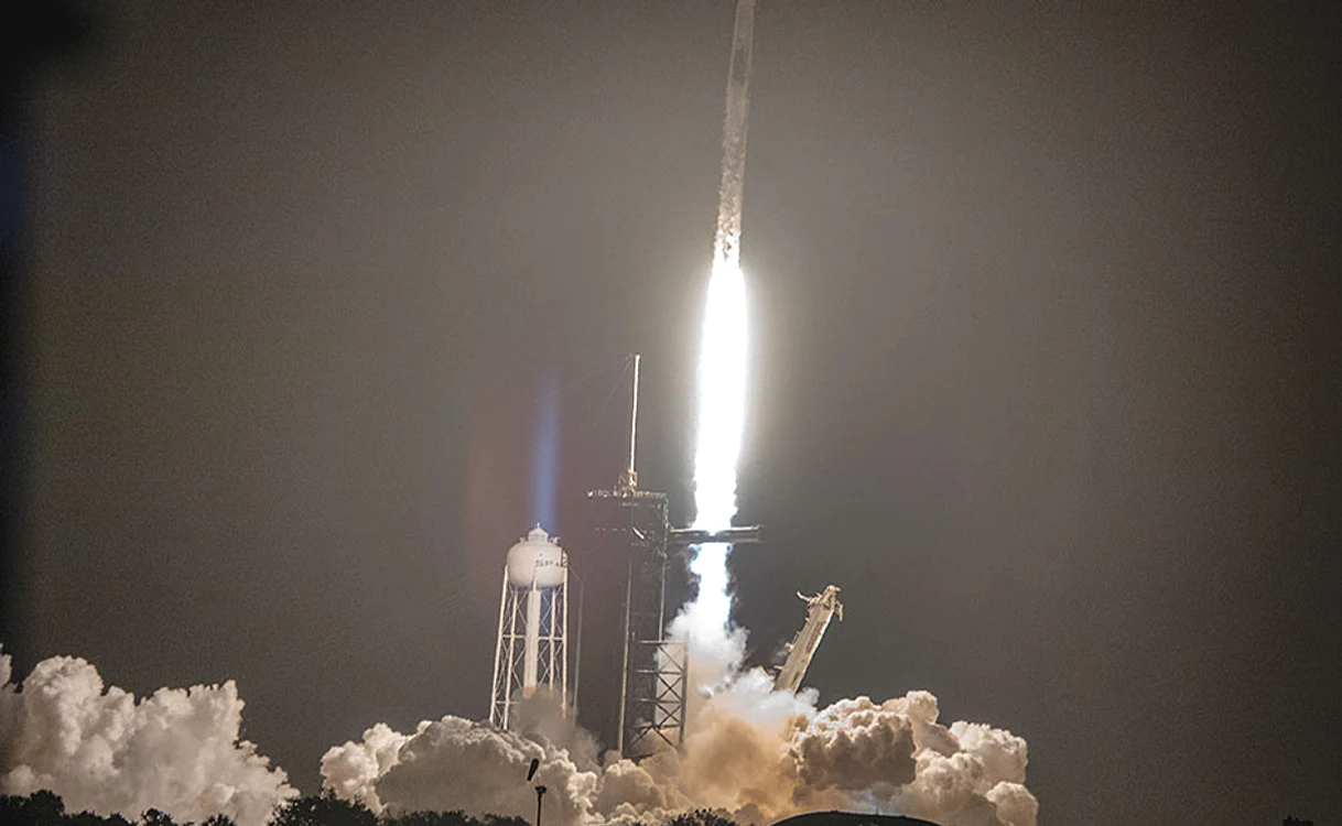 Zborul orbital are loc la bordul unei rachete Falcon 9. Foto: EPA-EFE