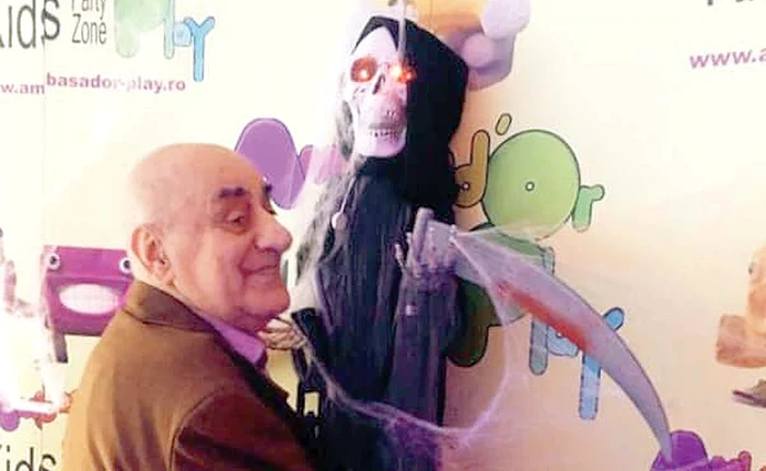 Soţii Lis s-au distrat de Halloween la Bucureşti Mall