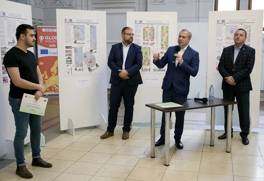 Prezentarea schiţelor proiectelor urbanistice propuse la Galaţi FOTO PM Galaţi
