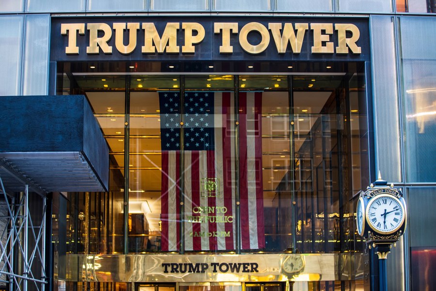 Trump investește în România!!