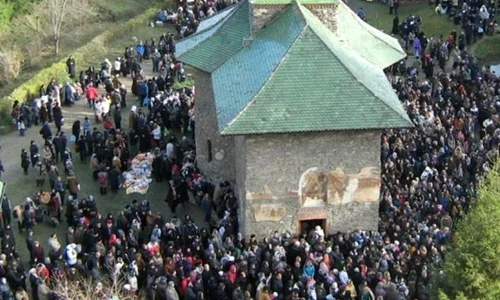Nevoia de miracol  Religia populară în România de azi jpeg