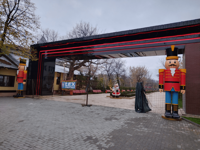 După amânări repetate, parcul de 3 milioane de euro din Focșani se deschide la început de decembrie FOTO