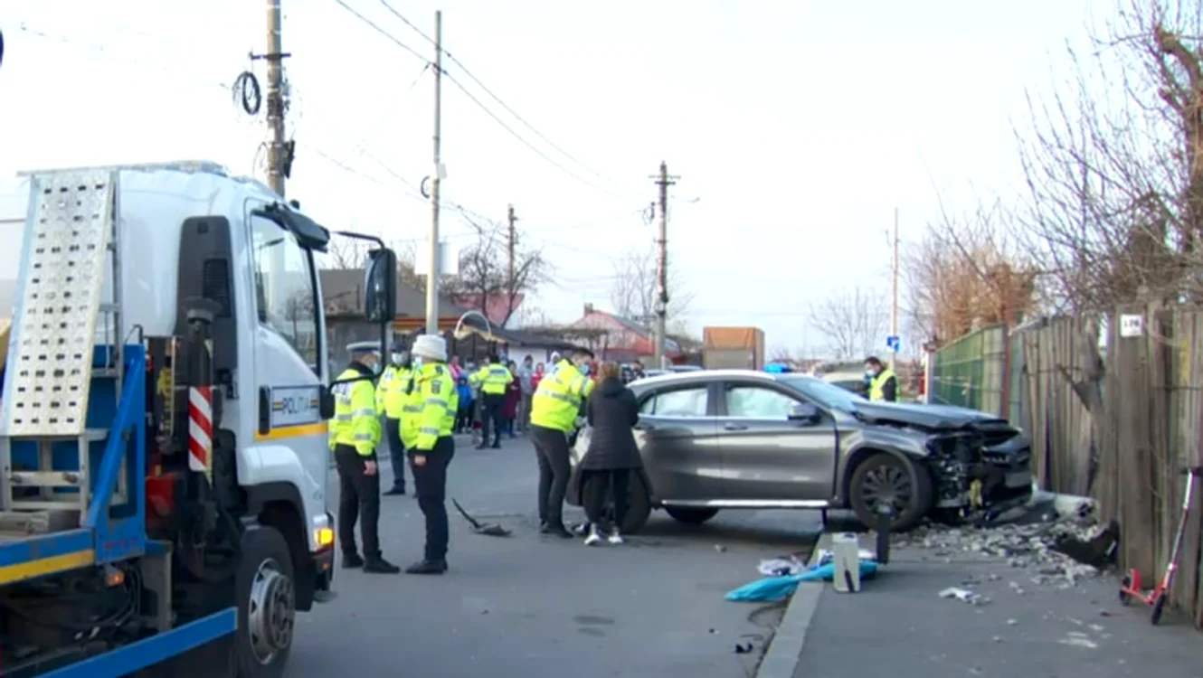
    Tragedia s-a produs pe o stradă din nordul CapitaleiFoto Digi24.ro  