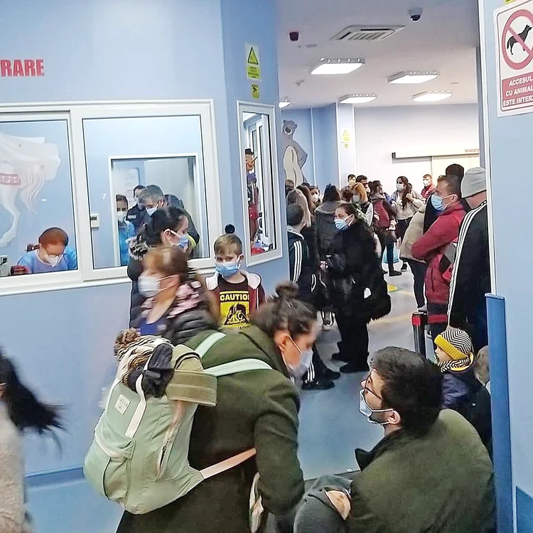 Camerele de gardă ale  spitalelor de copii sunt  supraaglomerate