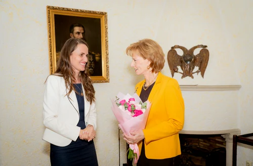 Majestatea Sa Margareta și Oana Țoiu la Palatul Elisabeta. FOTO: Alexandra Curea Gogu, Casa Majestății Sale