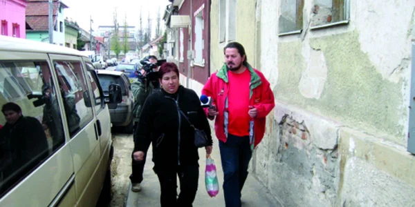 Hajnalka Kralocki, mama fetei, spune că mărturiile fiicei sale sunt pure invenţii