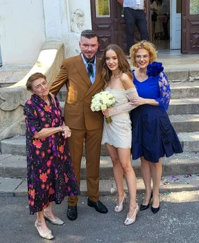 Fiica Ralucăi Moianu a moștenit superbele picioare ale mamei ei