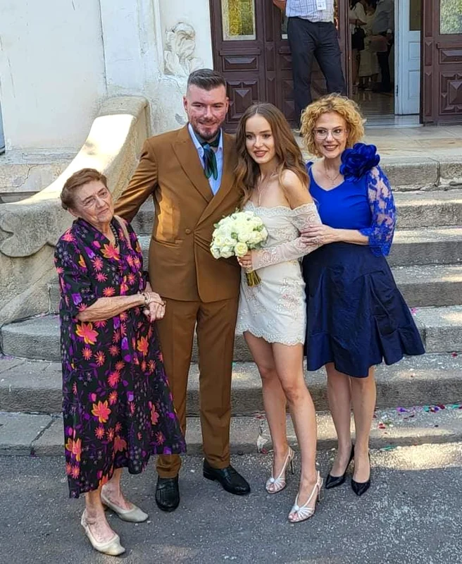 Fiica Ralucăi Moianu a moștenit superbele picioare ale mamei ei